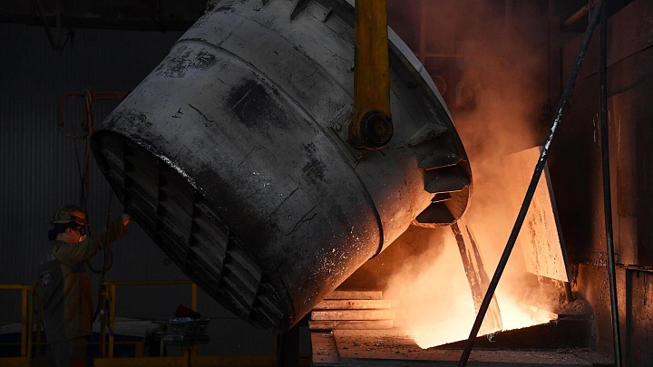 Китай в апреле приобрел у России алюминия на рекордную сумму