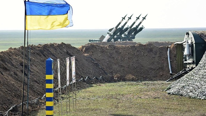Российские дроны усиливают уязвимость украинской ПВО, отмечают СМИ